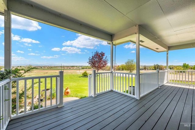 7657 Track Rd, Nampa, ID 83686