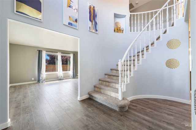 7657 Track Rd, Nampa, ID 83686