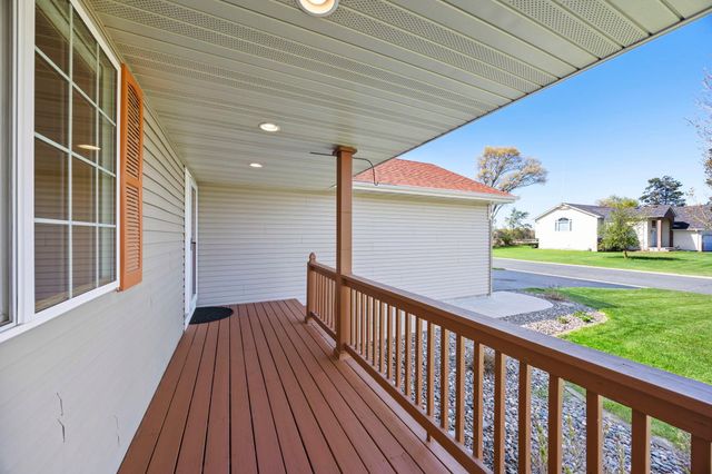 25521 8th Street W, Zimmerman, MN 55398