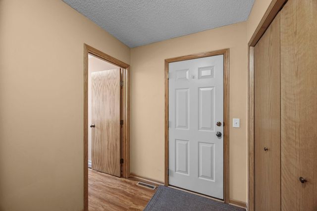 25521 8th Street W, Zimmerman, MN 55398