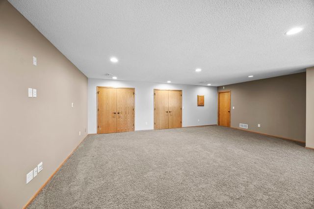 25521 8th Street W, Zimmerman, MN 55398