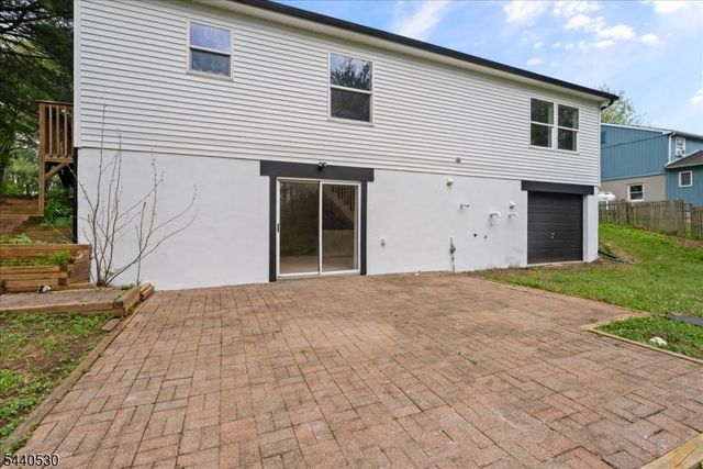 93 River View Way, Montague Twp., NJ 07827