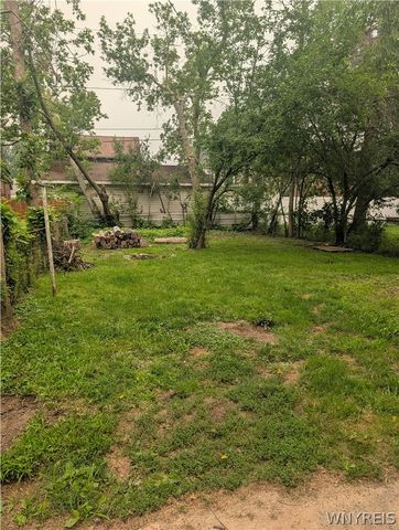 2962 Mckoon Avenue, Niagara Falls, NY 14305