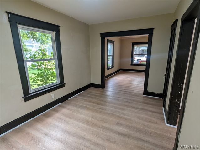 2962 Mckoon Avenue, Niagara Falls, NY 14305