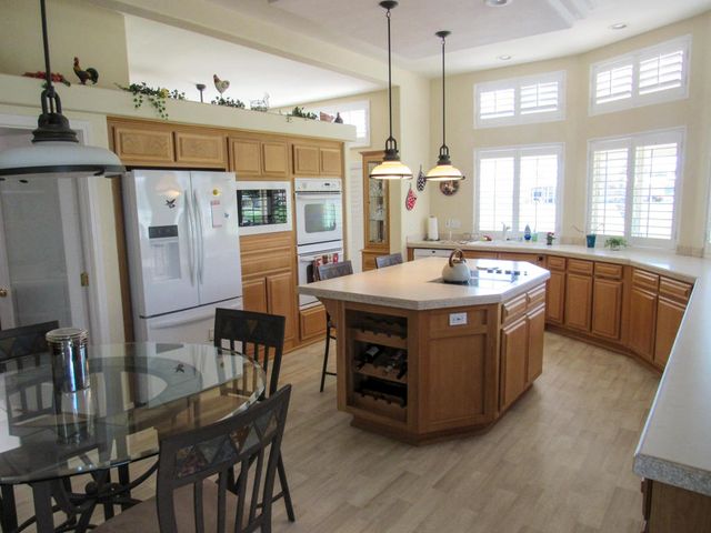 73291 Indian Creek Way, Palm Desert, CA 92260