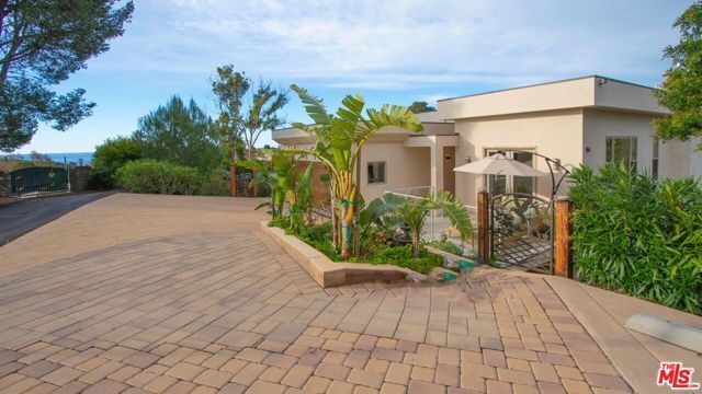 5787 Calpine Drive, Malibu, CA 90265