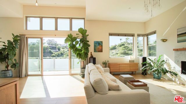 5787 Calpine Drive, Malibu, CA 90265