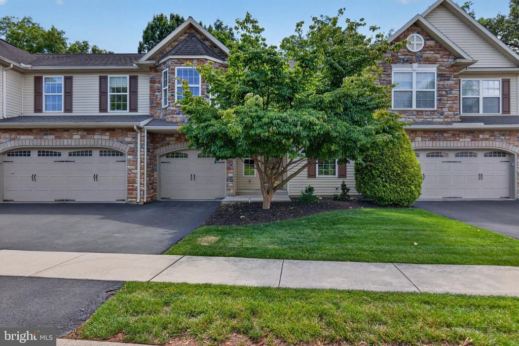 103 PIN OAK CT, Mechanicsburg, PA 17050