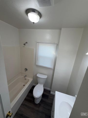 1257 Oxford Street, Delano, CA 93215