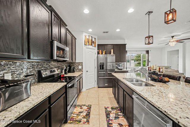 191 Hydra Way, Groveland, FL 34736
