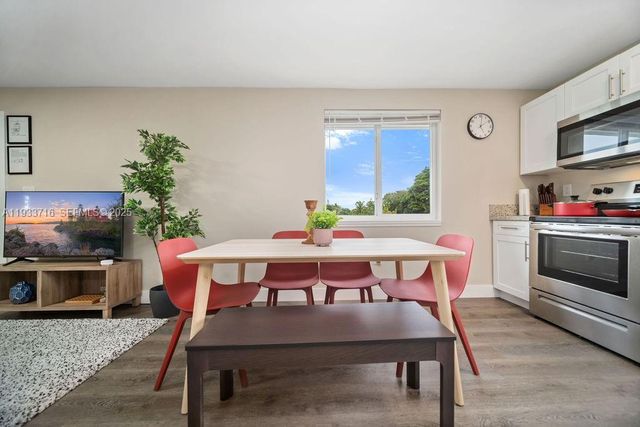 2311 Scott St 4, Hollywood, FL 33020