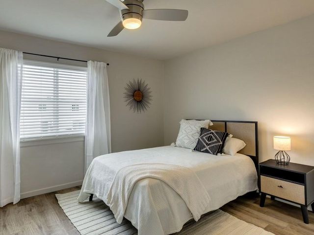 1110 Sherwood Lane 215, Nichols Hills, OK 73116
