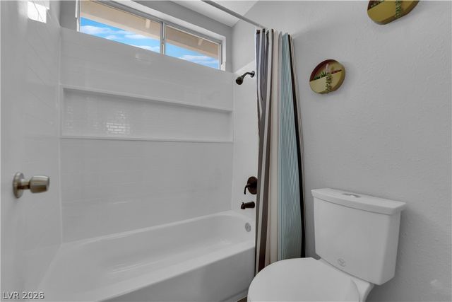 1527 Bent Arrow Drive, North Las Vegas, NV 89031