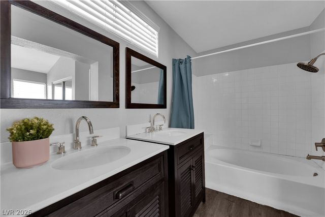 1527 Bent Arrow Drive, North Las Vegas, NV 89031