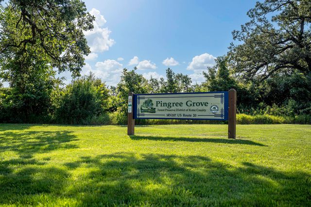 2375 Glacier Street, Pingree Grove, IL 60140