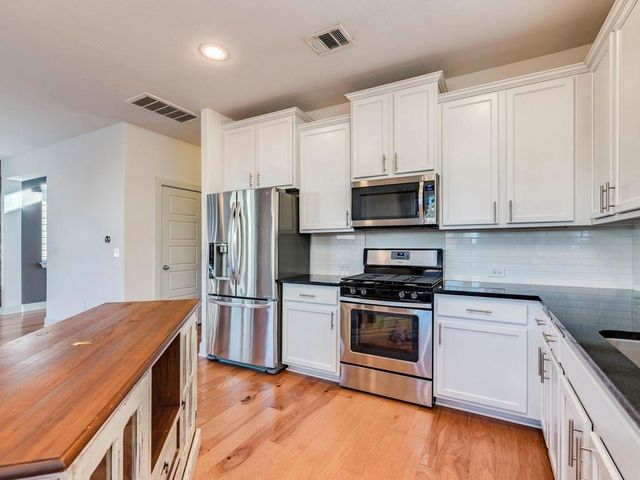 2208 Capulet ST, Austin, TX 78741