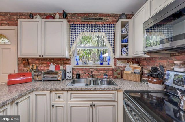 106 BURNSHAW, Albrightsville, PA 18210