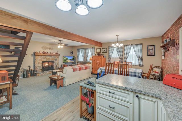 106 BURNSHAW, Albrightsville, PA 18210