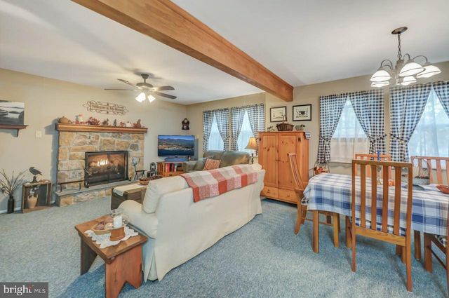 106 BURNSHAW, Albrightsville, PA 18210