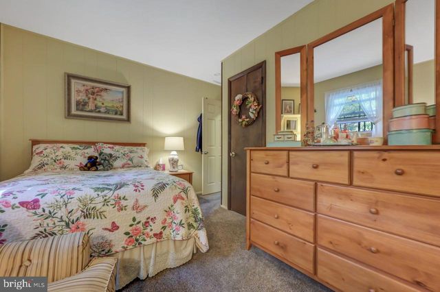 106 BURNSHAW, Albrightsville, PA 18210