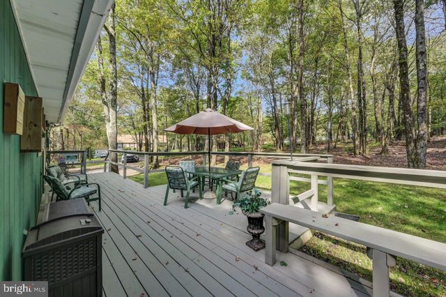 106 BURNSHAW, Albrightsville, PA 18210