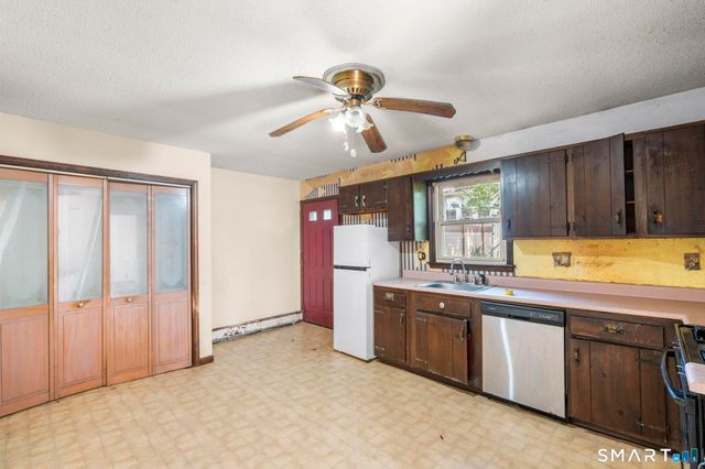 122 Bellevue Avenue, West Haven, CT 06516