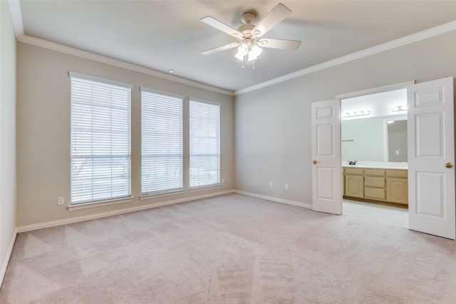 3147 Waterside Drive, Arlington, TX 76012