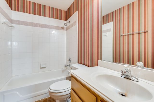 3147 Waterside Drive, Arlington, TX 76012