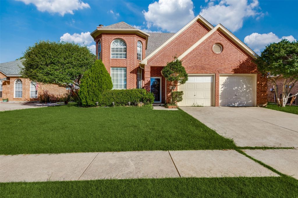 3147 Waterside Drive, Arlington, TX 76012