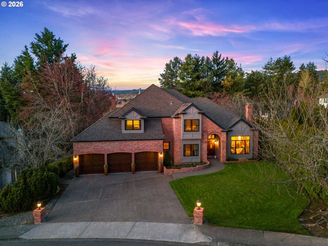 12757 Nw HARTFORD St, Portland, OR 97229