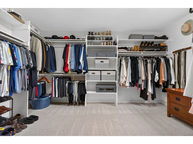 12757 Nw HARTFORD St, Portland, OR 97229