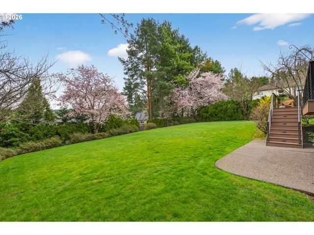 12757 Nw HARTFORD St, Portland, OR 97229