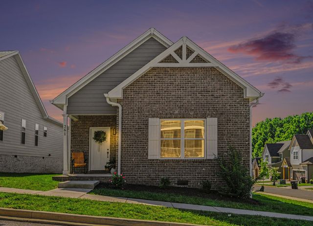 261 Franklin St, Pleasant View, TN 37146