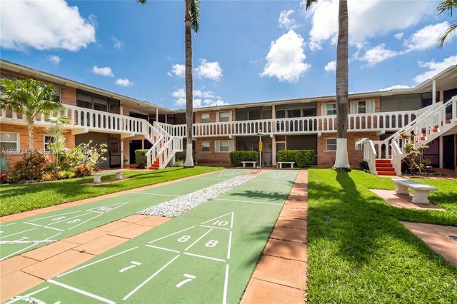 160 NE 8th Ave 21A, Hallandale Beach, FL 33009