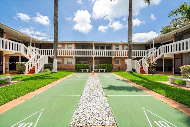 160 NE 8th Ave 21A, Hallandale Beach, FL 33009