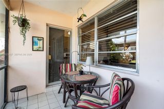 160 NE 8th Ave 21A, Hallandale Beach, FL 33009