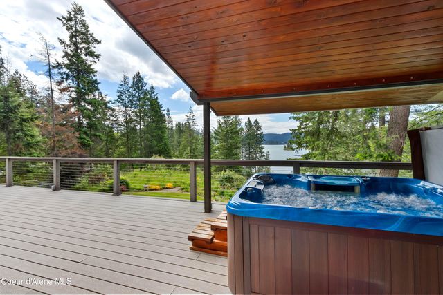 2385 Sunnyside RD, Sandpoint, ID 83864