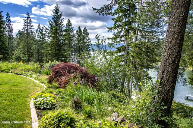 2385 Sunnyside RD, Sandpoint, ID 83864