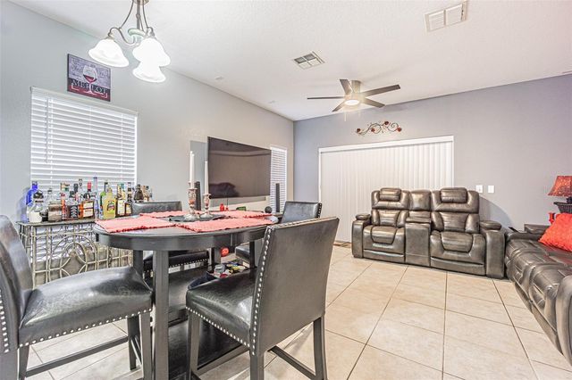 8514 BRUSHLEAF WAY, Tampa, FL 33647