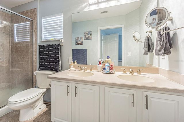 8514 BRUSHLEAF WAY, Tampa, FL 33647