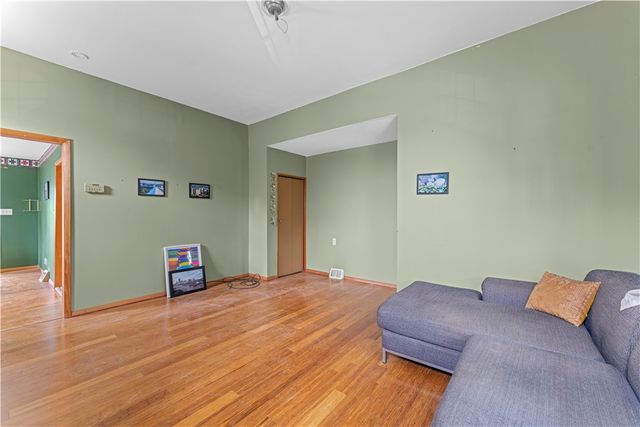 213 Pennsylvania Ave, Emsworth, PA 15202