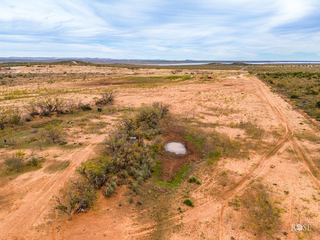 Image 17 of property listing at 564 Cedar Cove Rd, Robert Lee, TX 76945