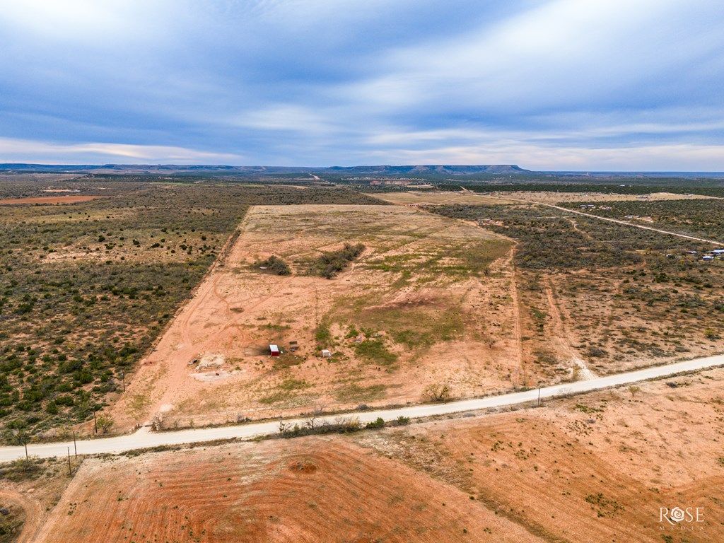 Image 20 of property listing at 564 Cedar Cove Rd, Robert Lee, TX 76945