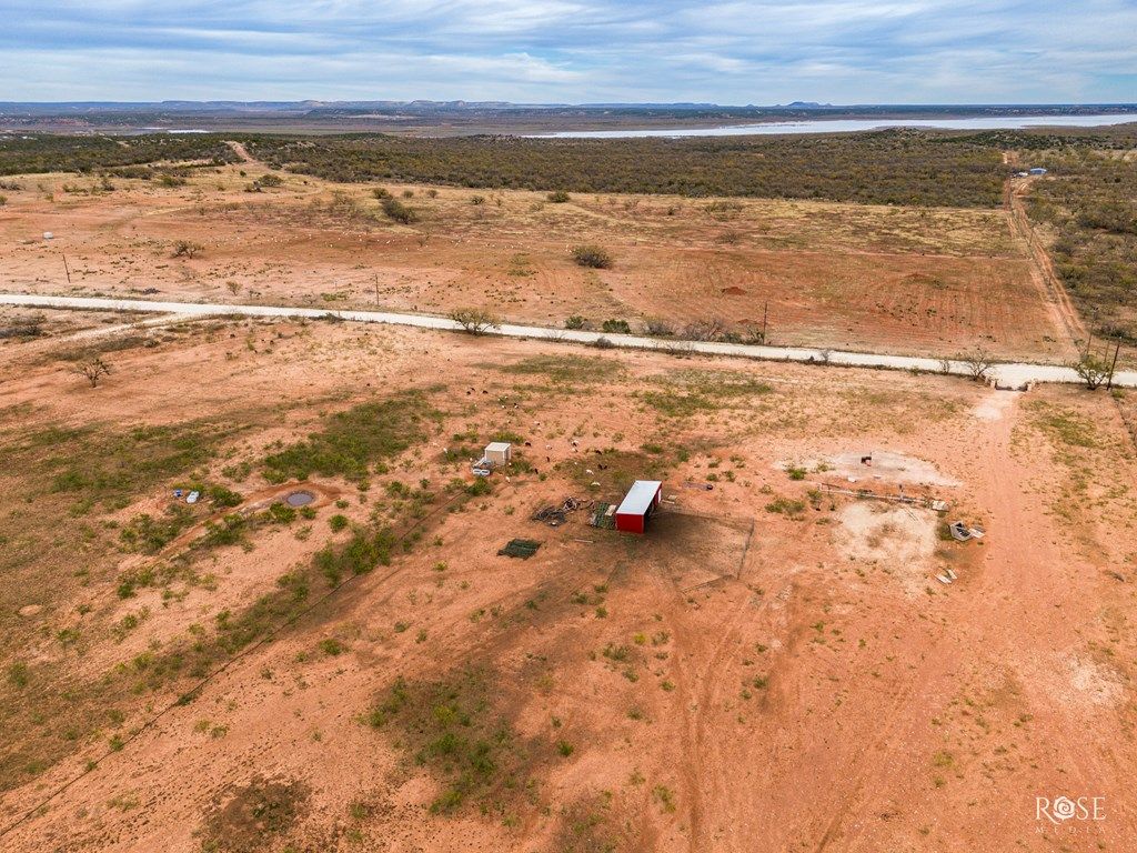 Image 25 of property listing at 564 Cedar Cove Rd, Robert Lee, TX 76945