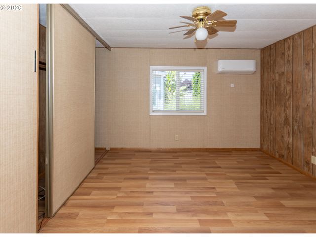 1199 N TERRY St 165, Eugene, OR 97402