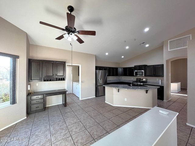 24511 S SADDLETREE Drive, Sun Lakes, AZ 85248