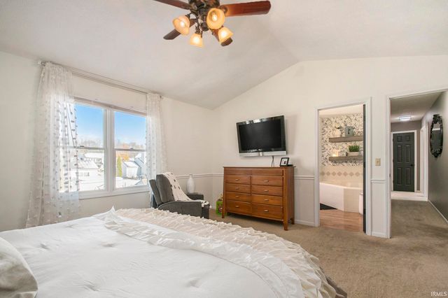 4004 Stonegate Drive, Mishawaka, IN 46544