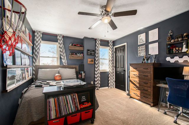 4004 Stonegate Drive, Mishawaka, IN 46544