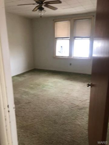 4467 Wilcox Avenue, St Louis, MO 63116