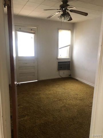 4467 Wilcox Avenue, St Louis, MO 63116